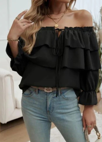 Noelle | Off Shoulder Look