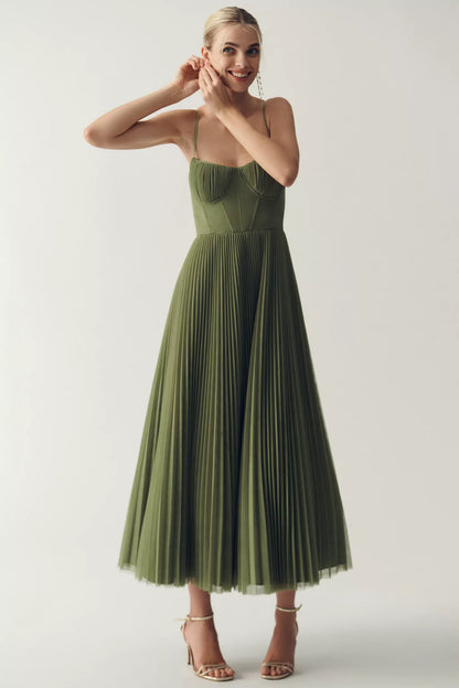 Olivia Dress | Modern Elegance with an Open Back