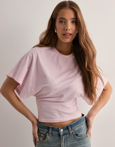 Bowien | Trendy T Shirt with Wide Sleeves